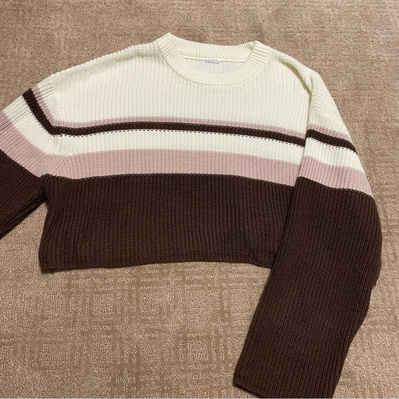 {Garage} Multi Color Knit Cropped Sweater Size Large - Picture 4 of 14